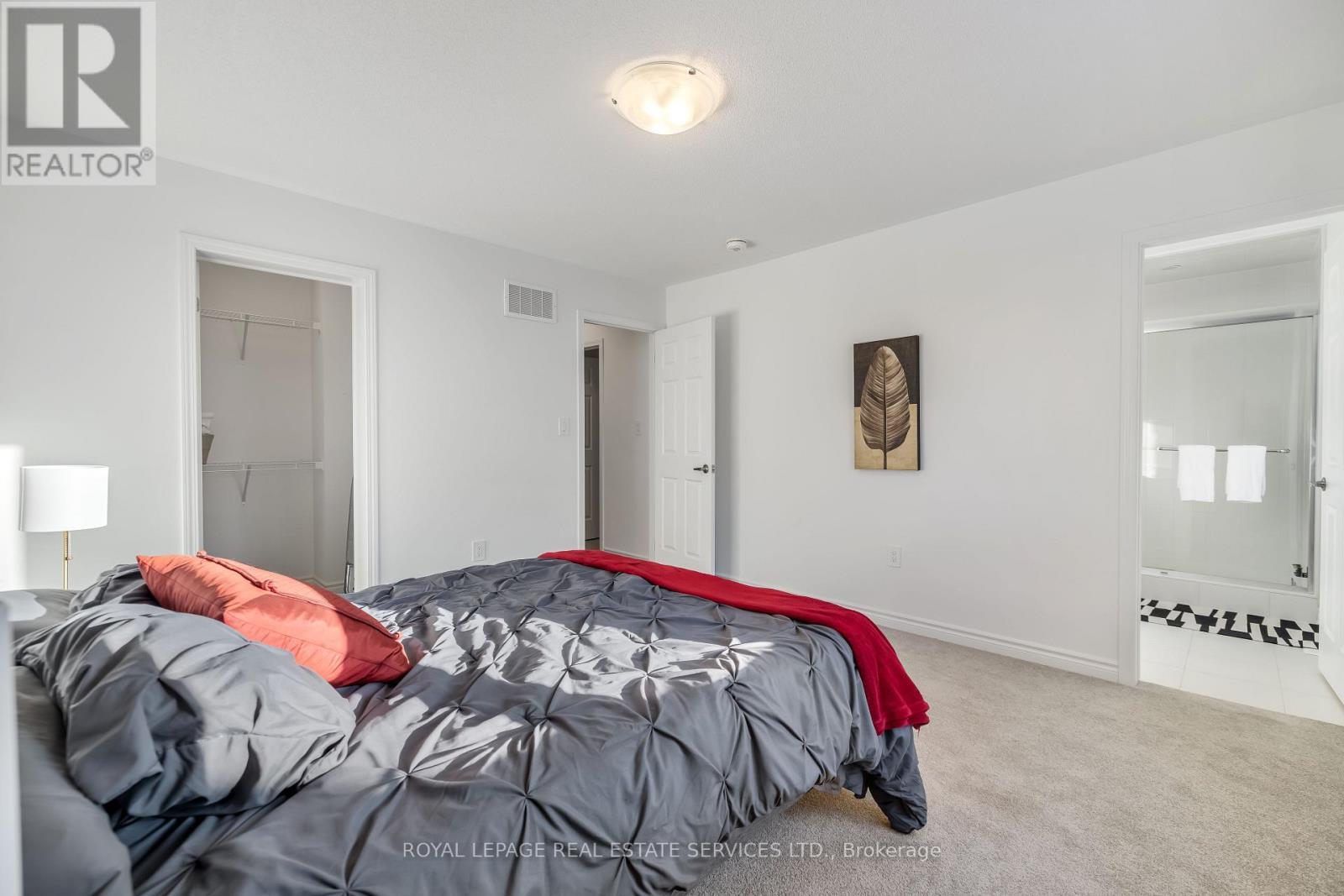 Primary 2 - 1558 Scarlett Trail, Pickering, ON - Indoor Photo Showing Bedroom