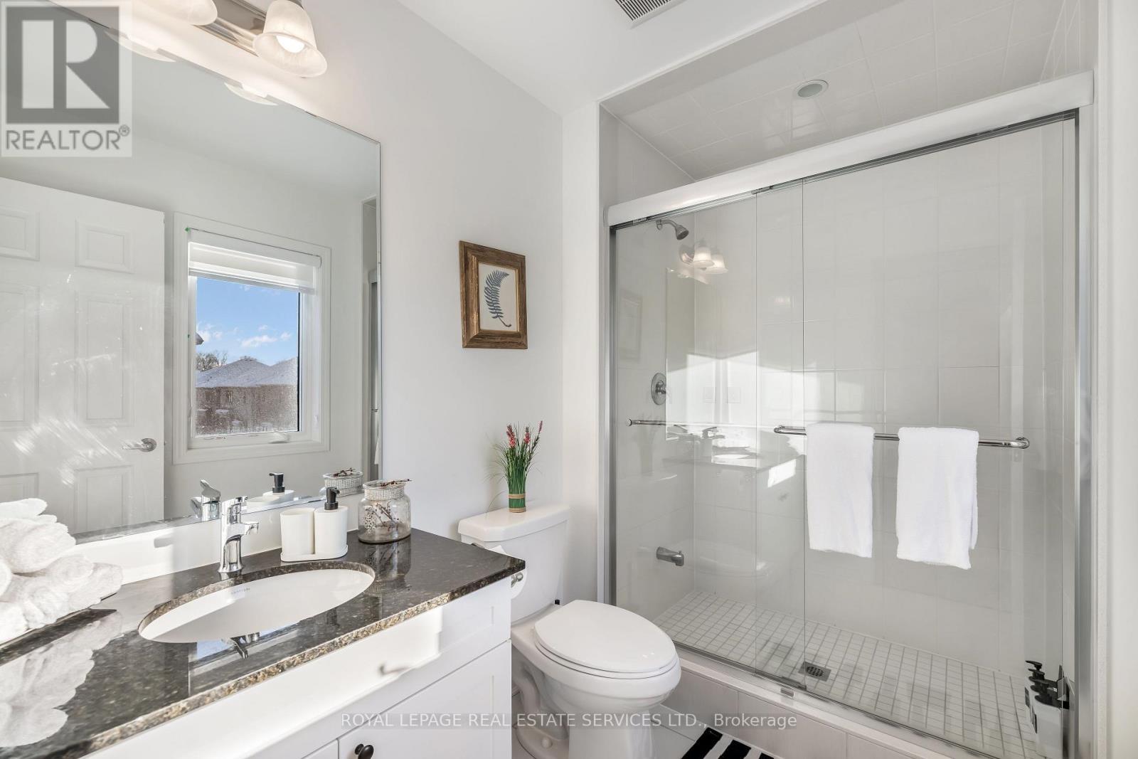 Primary Ensuite - 1558 Scarlett Trail, Pickering, ON - Indoor Photo Showing Bathroom
