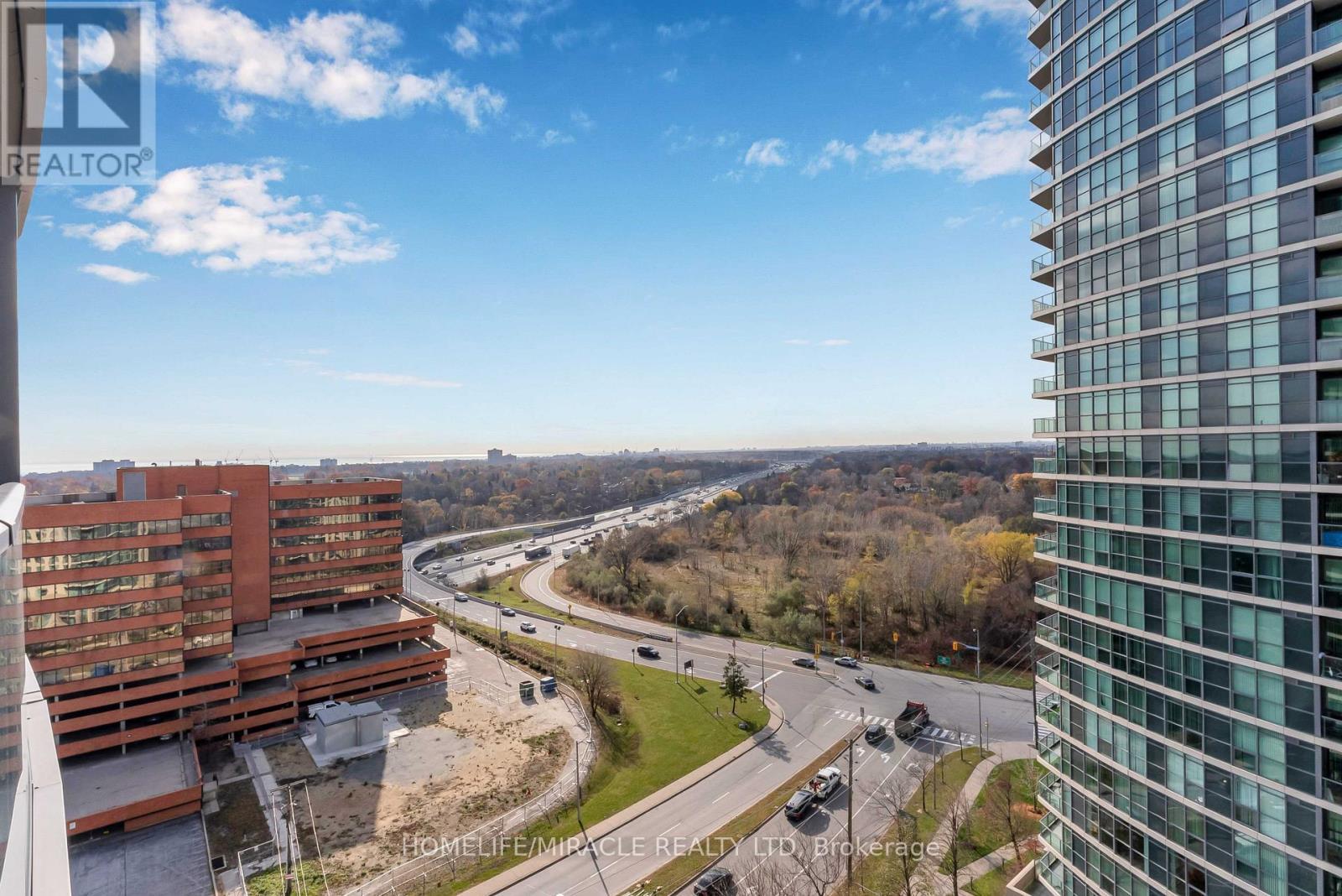 1606 - 215 Sherway Gardens Road, Toronto, ON - Outdoor