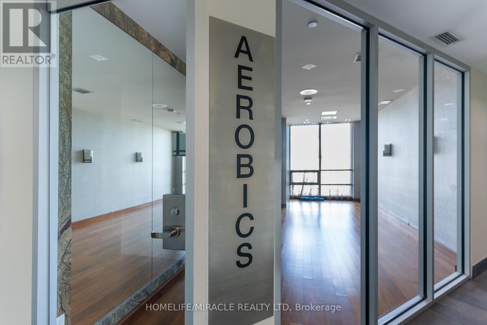 1606 - 215 Sherway Gardens Road, Toronto, ON - Indoor Photo Showing Other Room