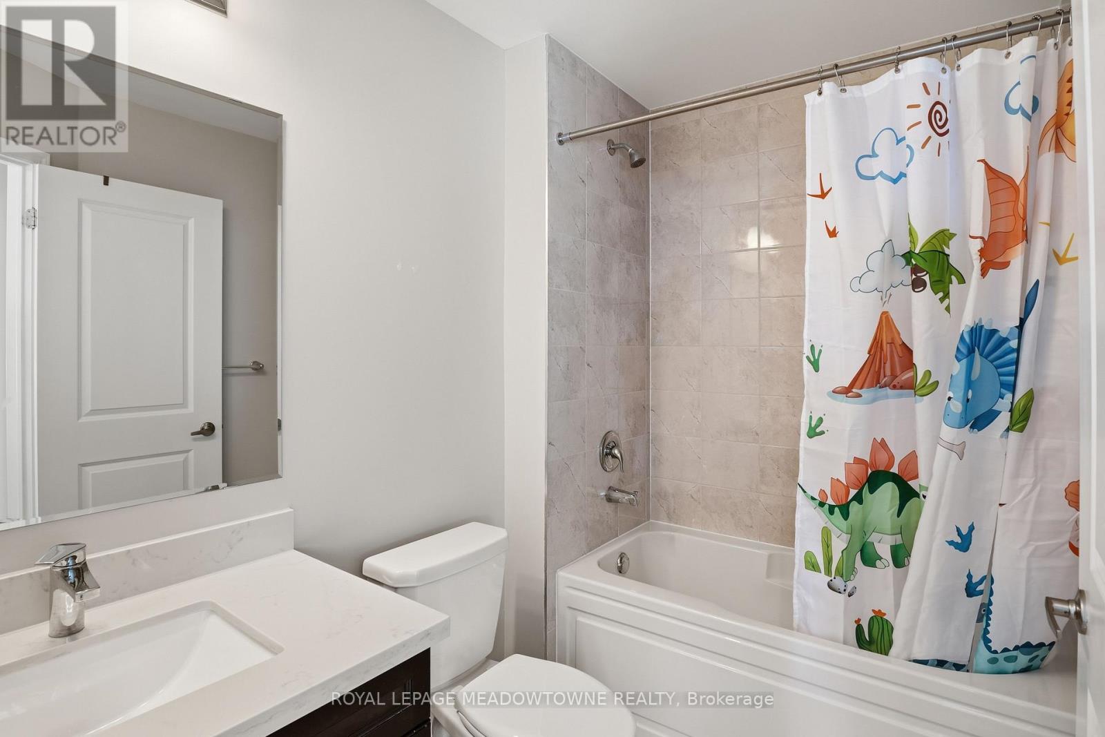 26 - 975 Whitlock Avenue, Milton, ON - Indoor Photo Showing Bathroom