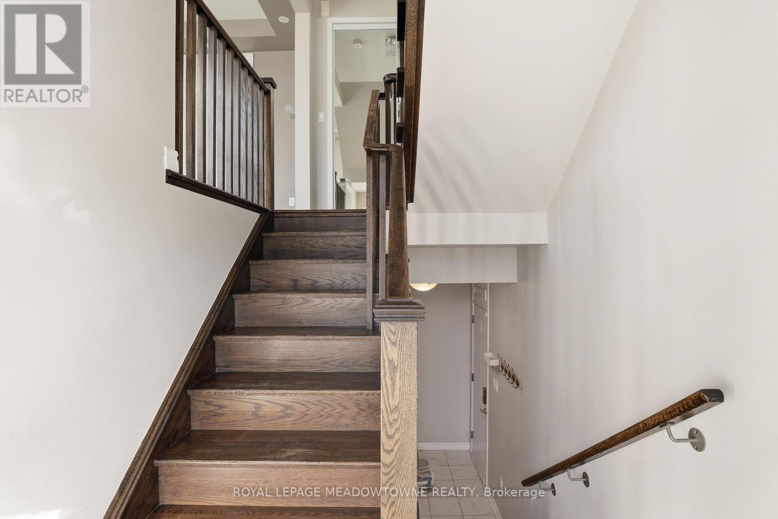 26 - 975 Whitlock Avenue, Milton, ON - Indoor Photo Showing Other Room