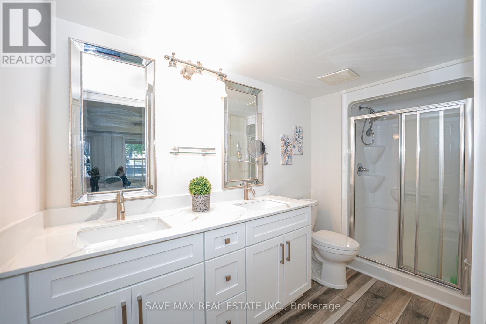 111 - 1491 Maple Avenue, Milton, ON - Indoor Photo Showing Bathroom