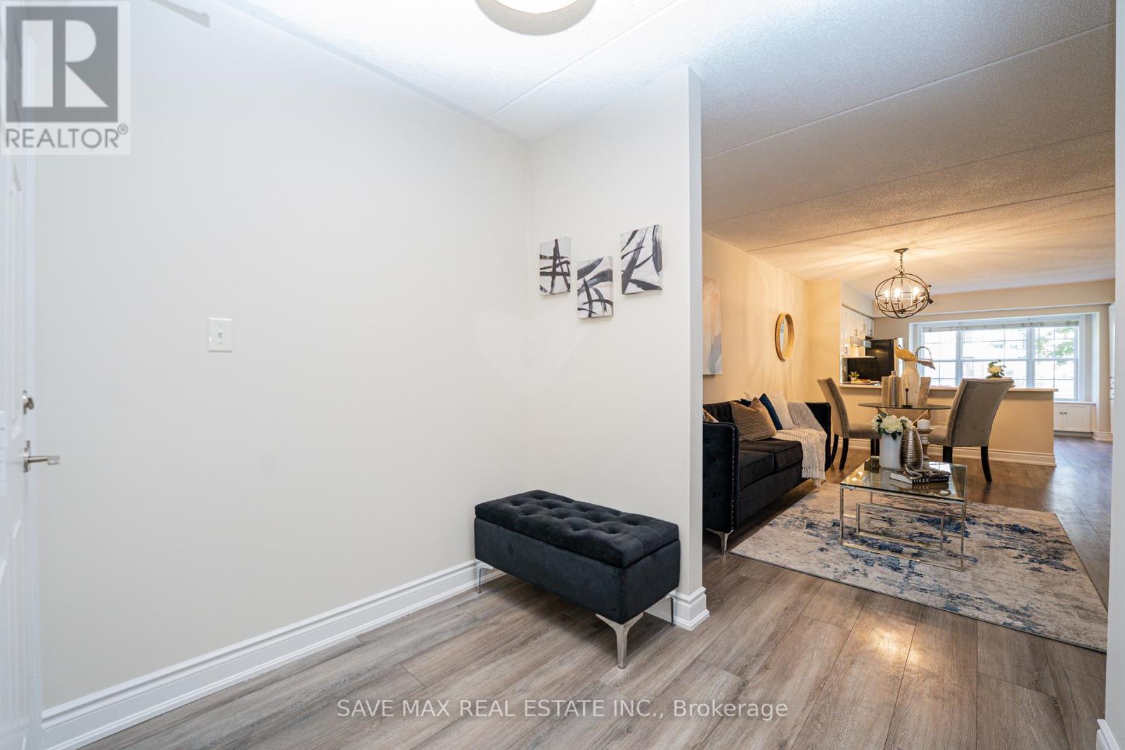 111 - 1491 Maple Avenue, Milton, ON - Indoor