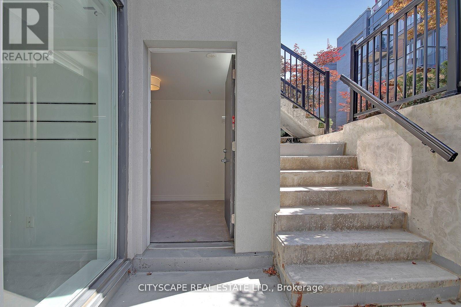 Th - 802 - 57 Macaulay Avenue, Toronto, ON - Outdoor With Exterior