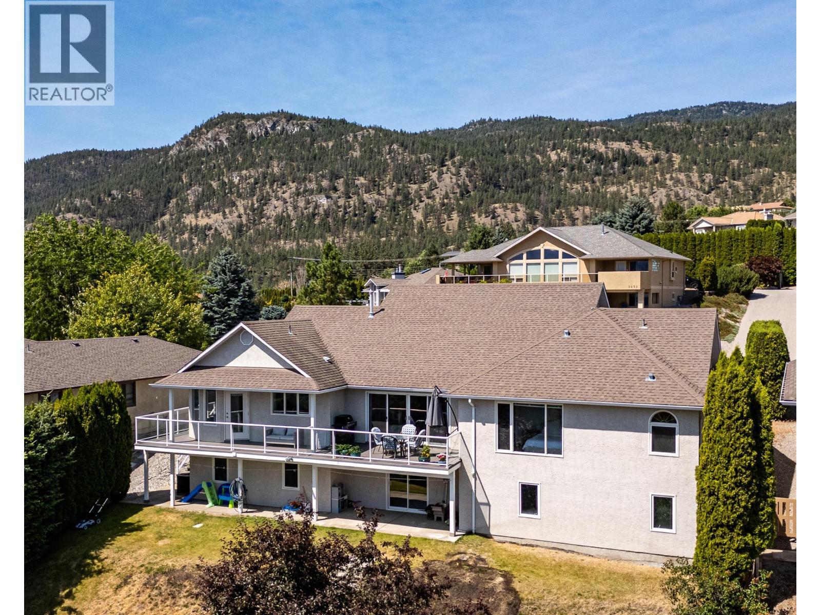 2455 Westwood Drive, Penticton, BC - Outdoor