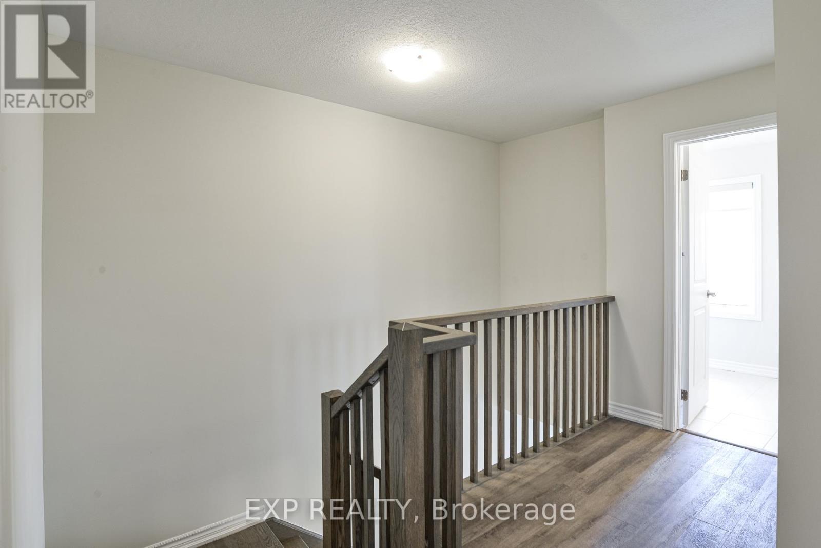 185 Beechwood Forest Lane, Gravenhurst, ON - Indoor Photo Showing Other Room