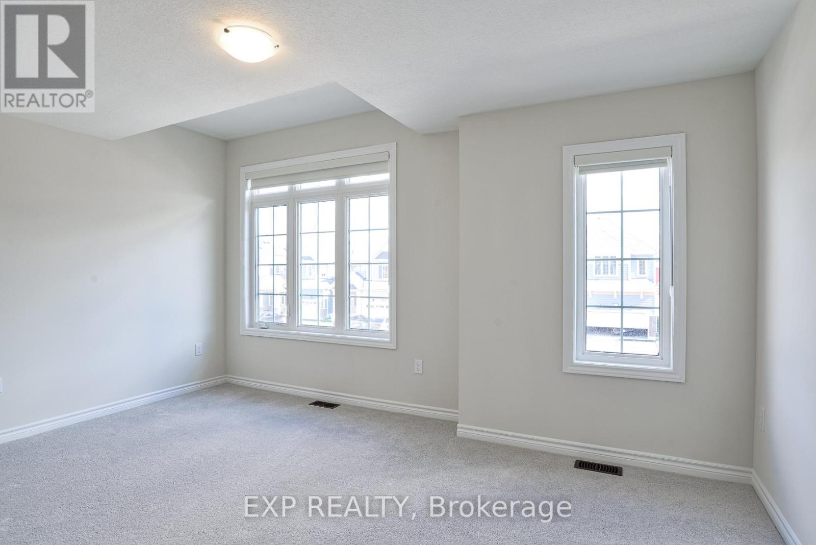 185 Beechwood Forest Lane, Gravenhurst, ON - Indoor Photo Showing Other Room