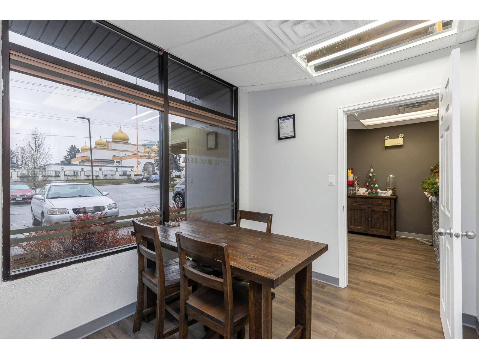 1 33119 South Fraser Way, Abbotsford, BC