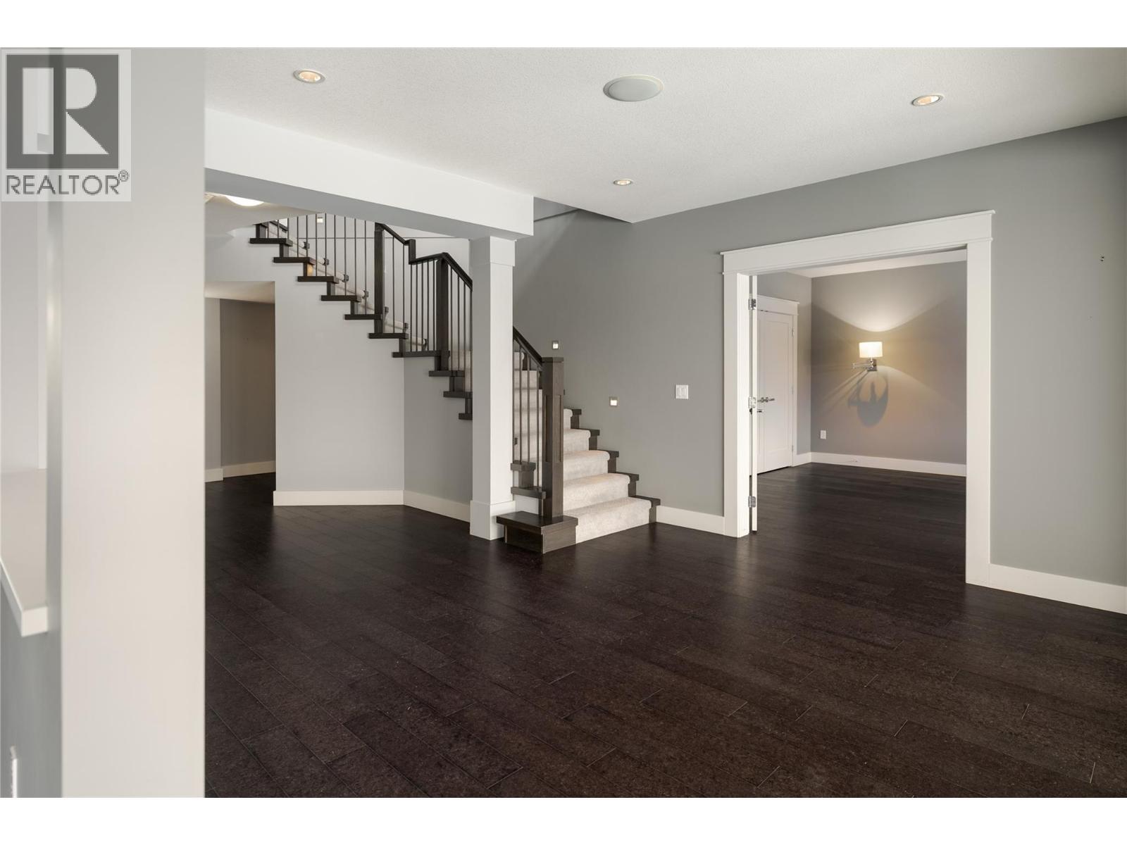 440 Audubon Court, Kelowna, BC - Indoor Photo Showing Other Room