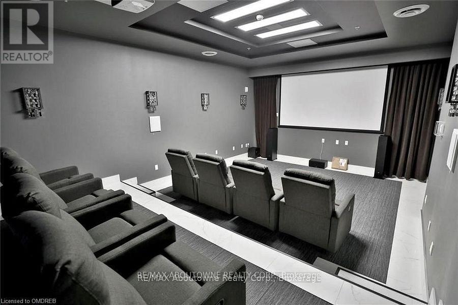 419 - 118 King Street E, Hamilton, ON - Indoor