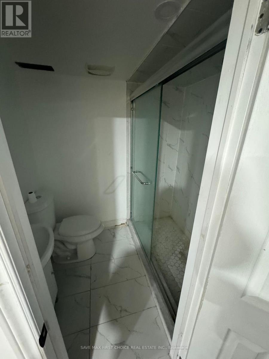 138 Watermill St Street, Kitchener, ON - Indoor Photo Showing Bathroom