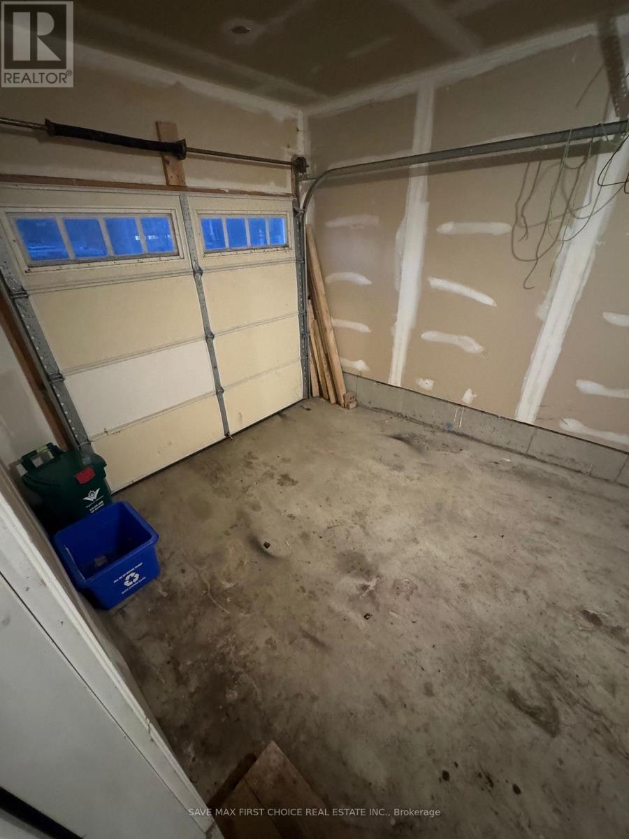 138 Watermill St Street, Kitchener, ON - Indoor Photo Showing Garage