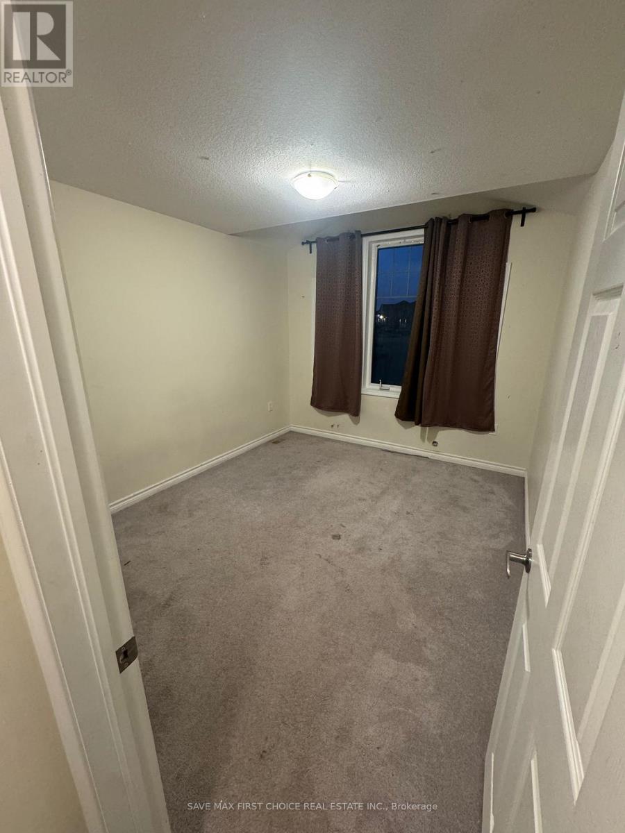 138 Watermill St Street, Kitchener, ON - Indoor Photo Showing Other Room