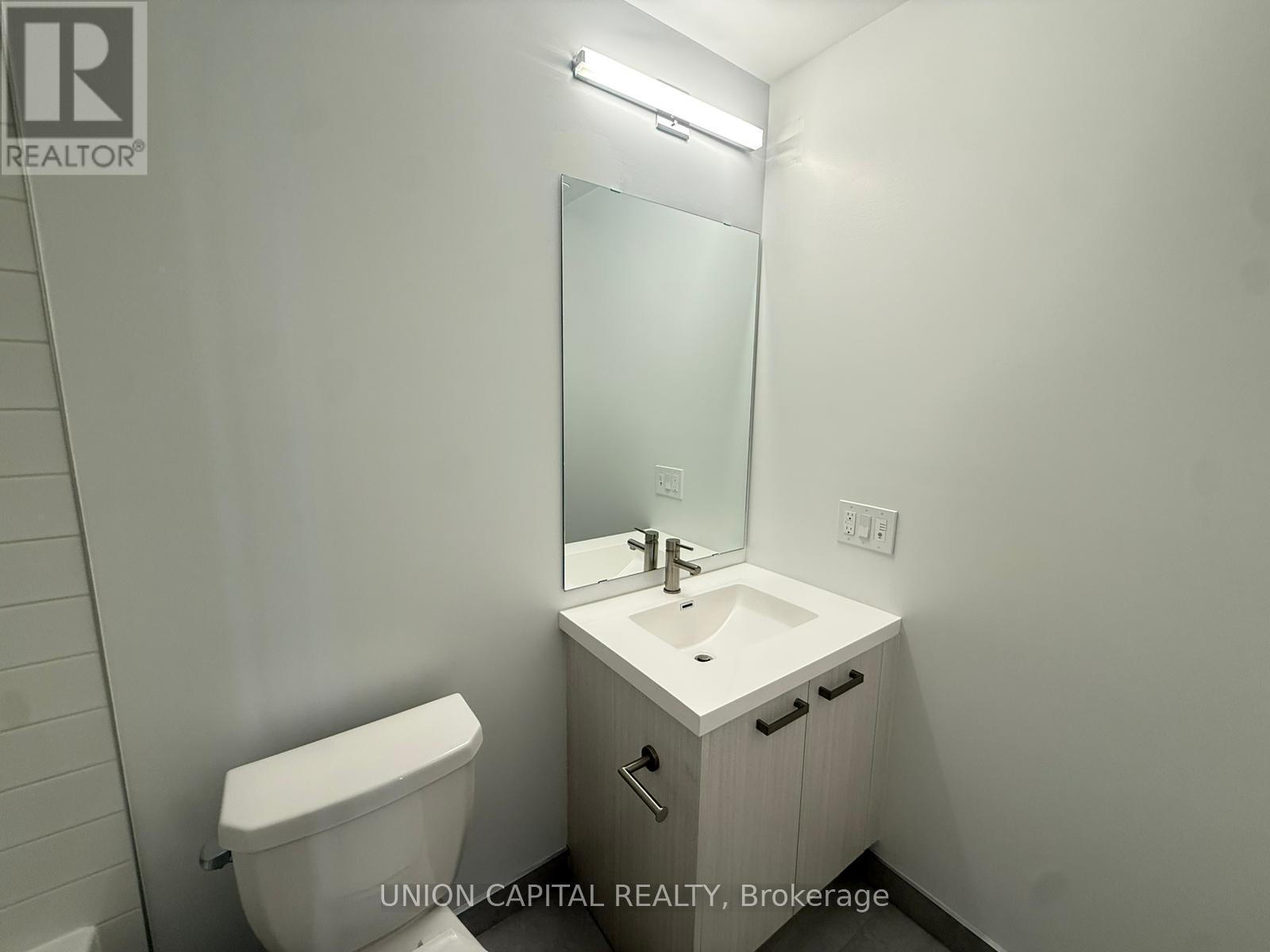 1010 - 20 Soudan Avenue, Toronto, ON - Indoor Photo Showing Bathroom
