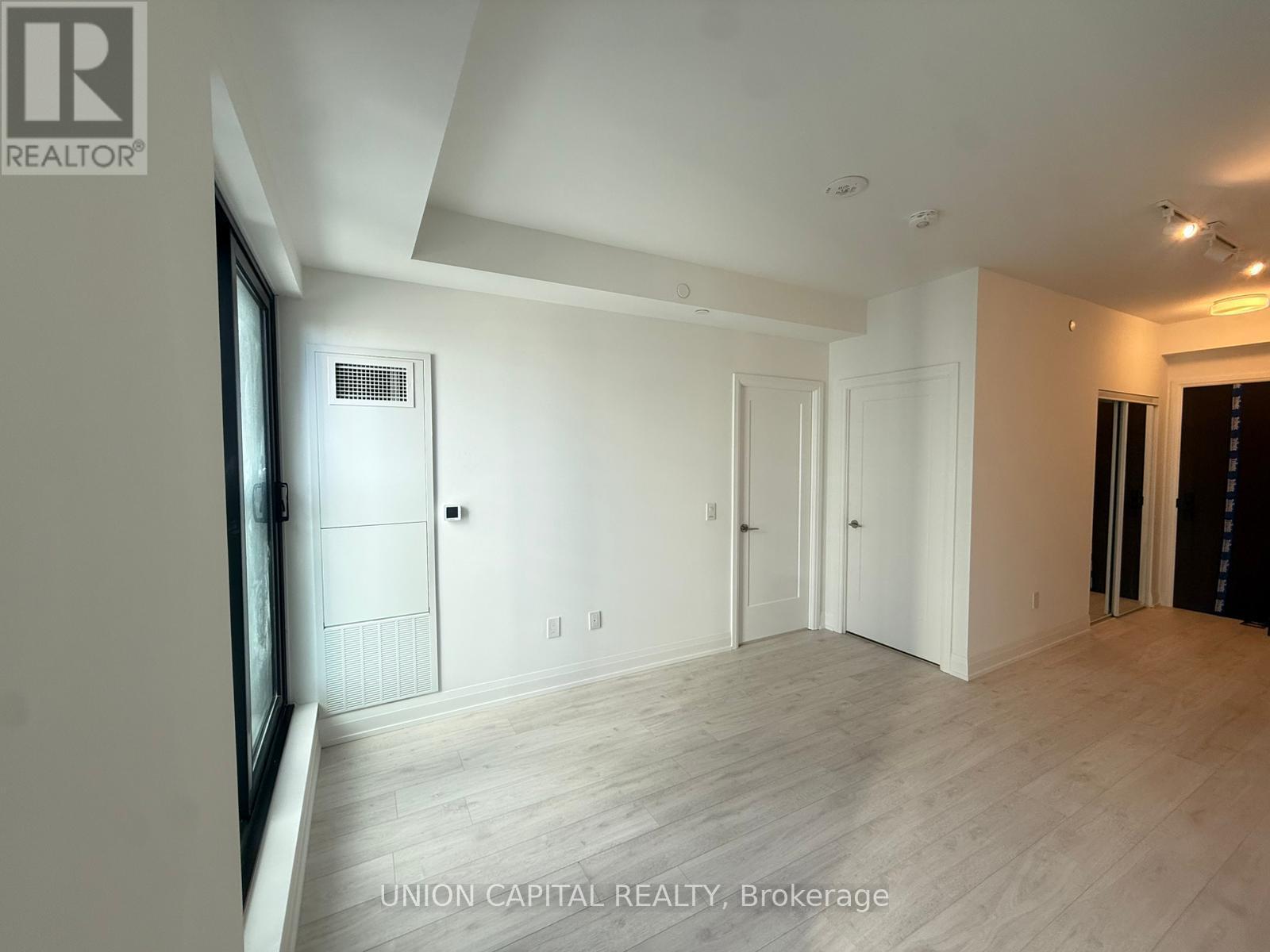 1010 - 20 Soudan Avenue, Toronto, ON - Indoor Photo Showing Other Room