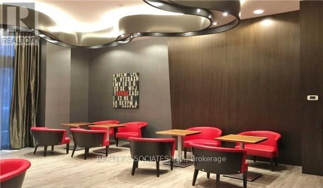 204 - 88 Sheppard Avenue E, Toronto, ON - Indoor Photo Showing Other Room