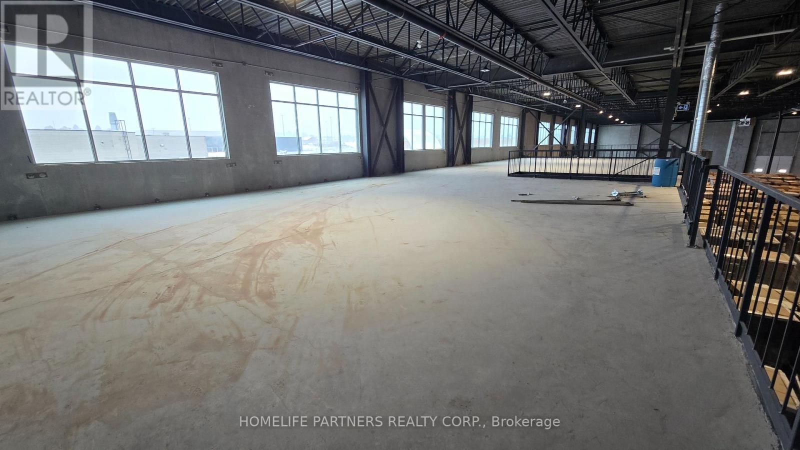 3 - 125 Engelhard Drive, Aurora, ON