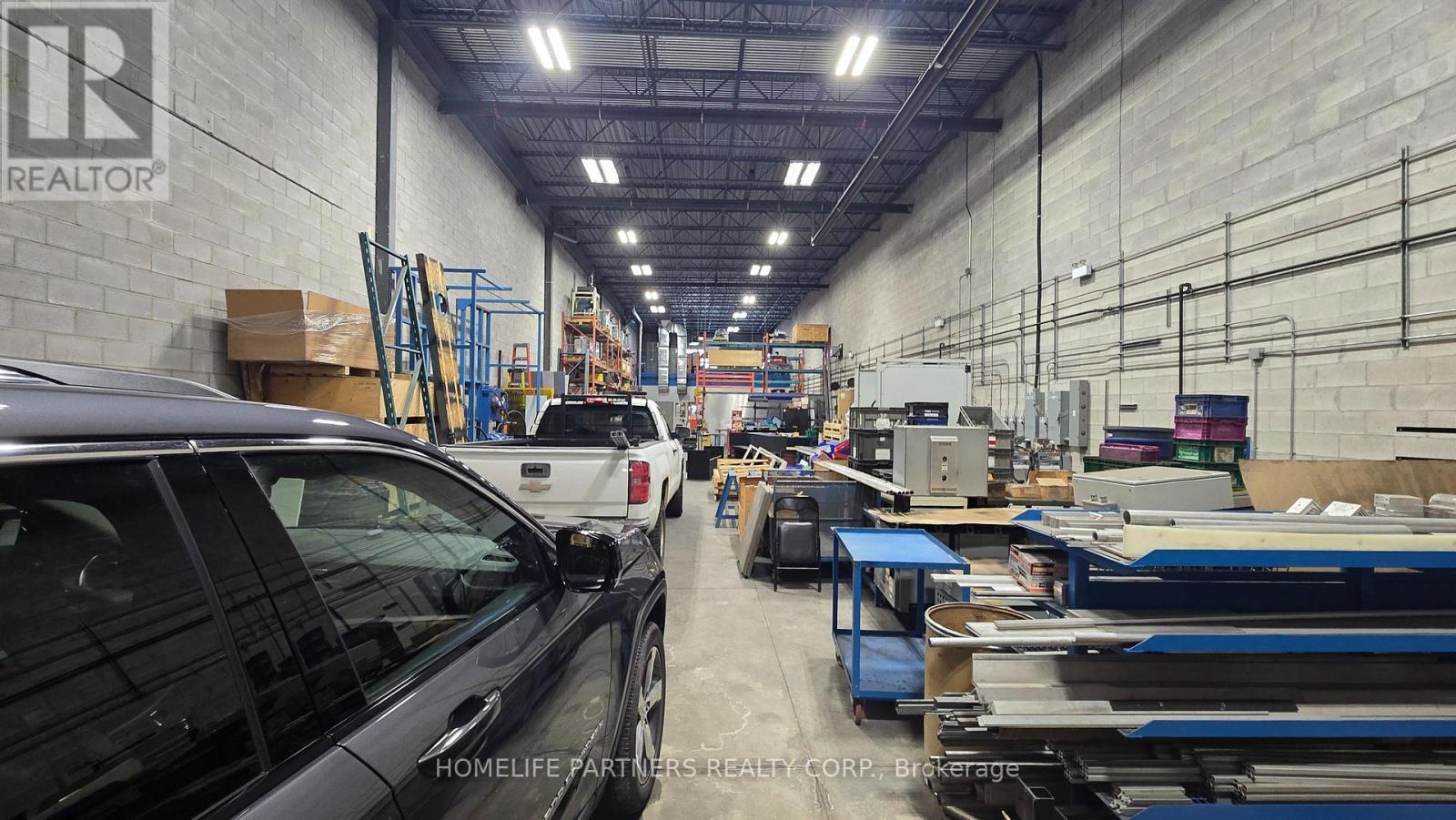 4 - 145 Industrial Parkway S, Aurora, ON