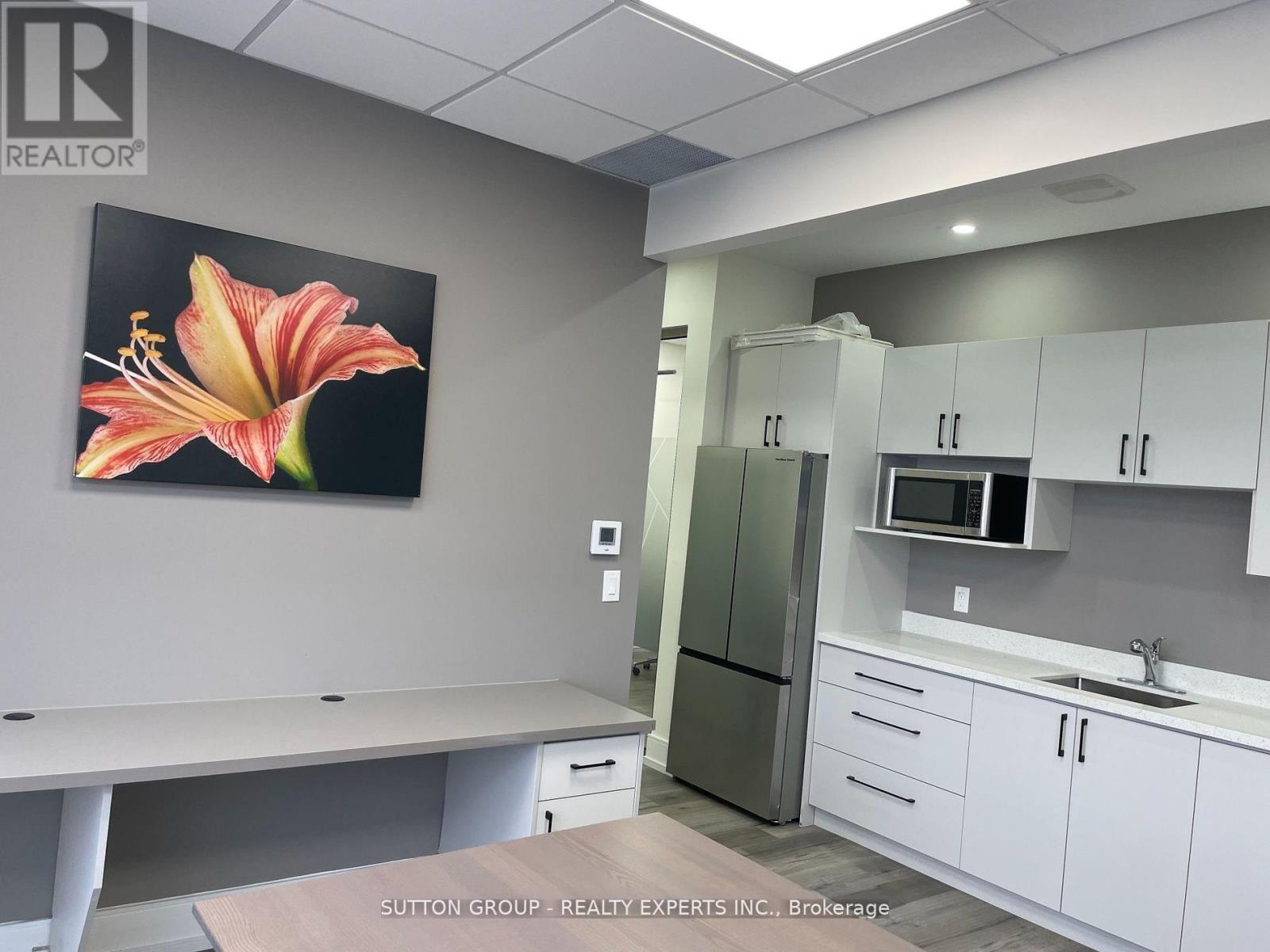 Unit 215 Room#10 - 9300 Goreway Drive, Brampton, ON