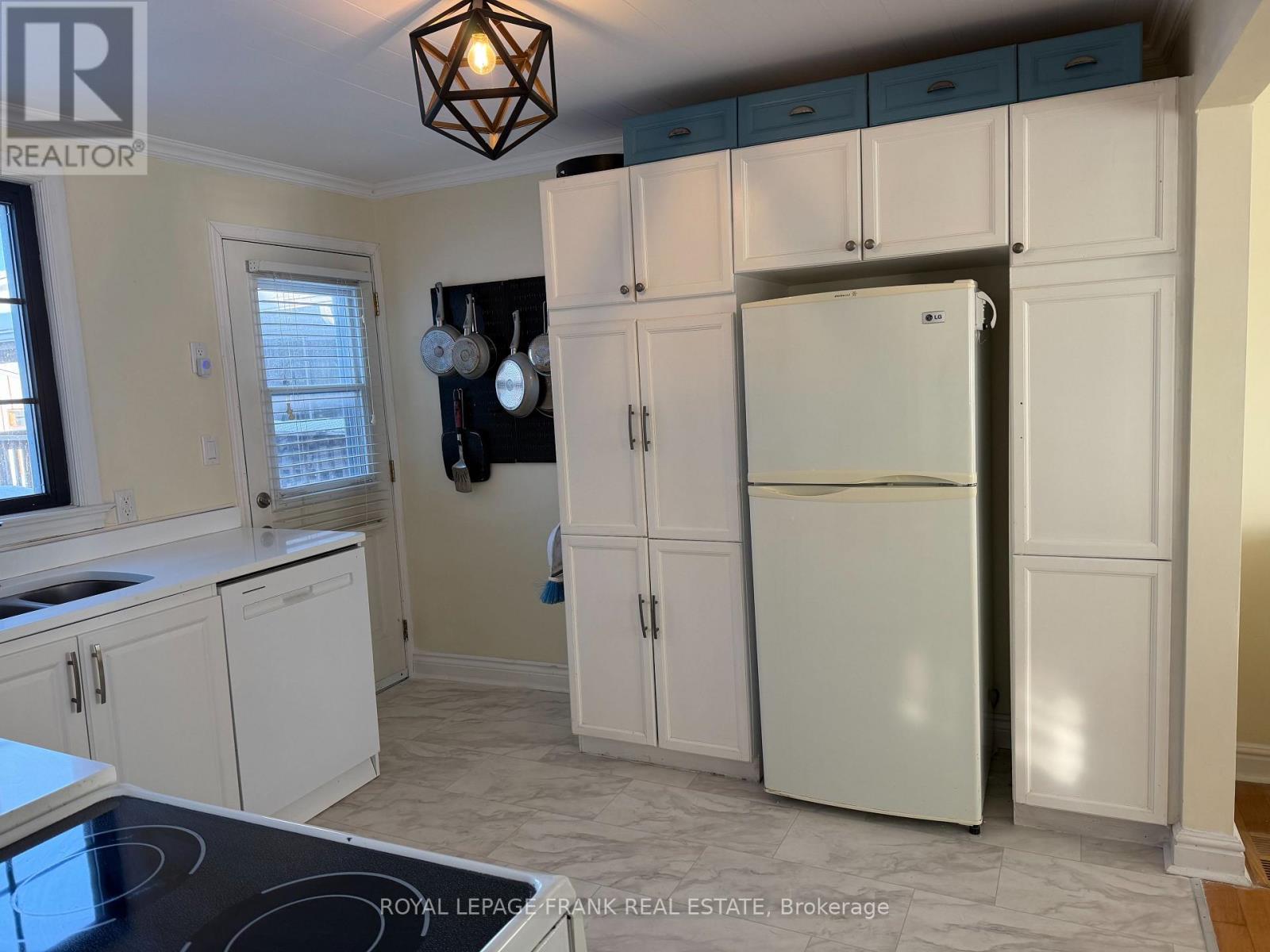 Kitchen - 246 Lake Street, Cobourg, ON - Indoor Photo Showing Kitchen With Double Sink