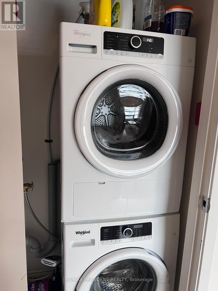 G616 - 275 Larch St Street, Waterloo, ON - Indoor Photo Showing Laundry Room
