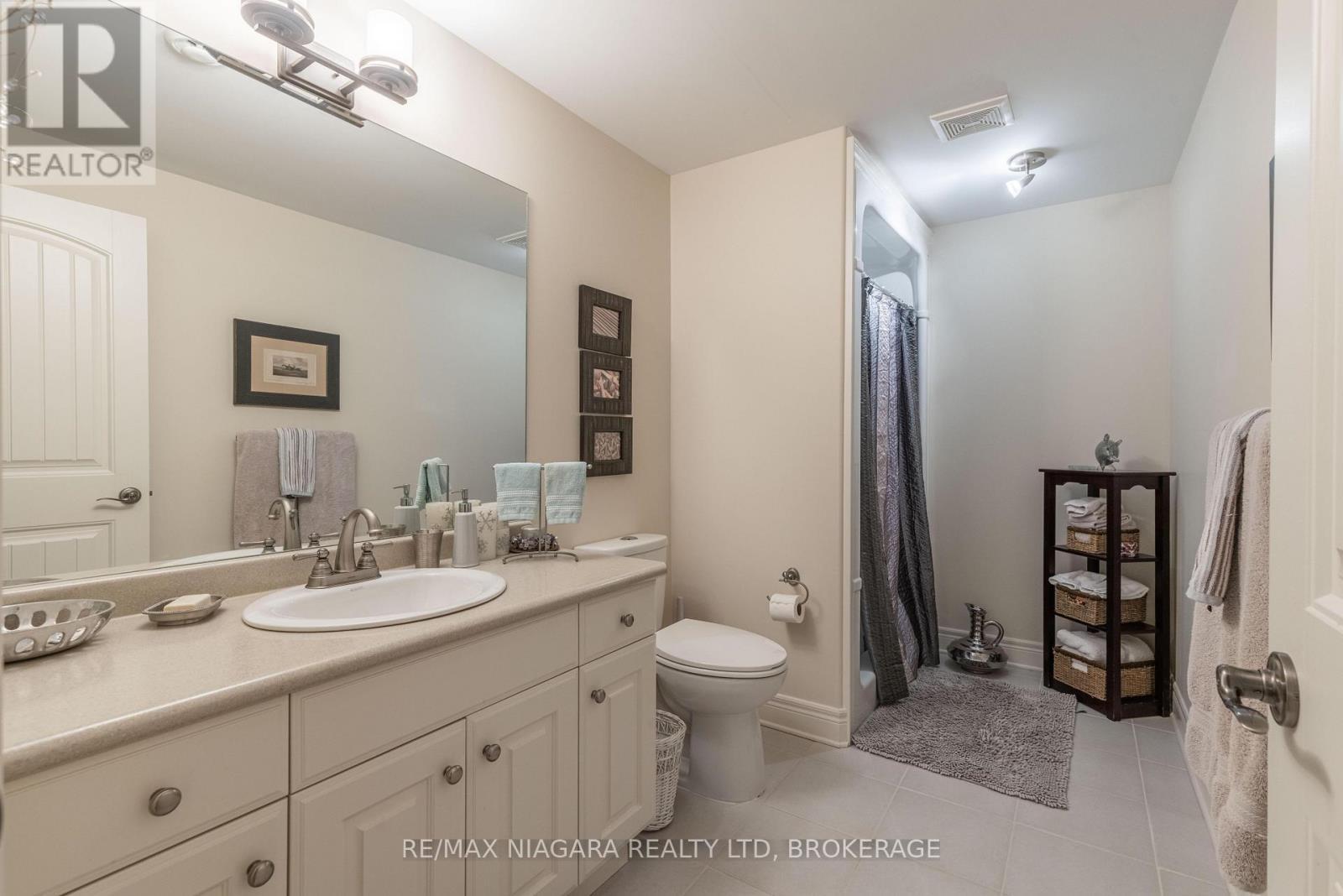 Lower Level - 3 PC Bathroom - 19 - 310 Ridge Road S, Fort Erie (Ridgeway), ON - Indoor Photo Showing Bathroom