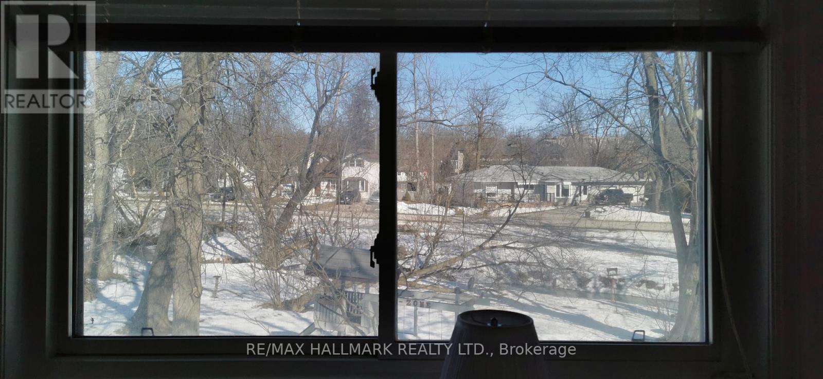 #2 - 19 Shoreline Place, Georgina, ON - Indoor Photo Showing Other Room