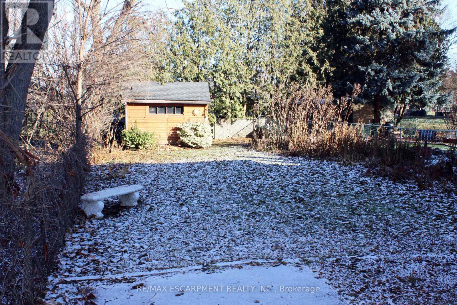 Exterior Back - 205 Main Street E, Grimsby, ON - Outdoor