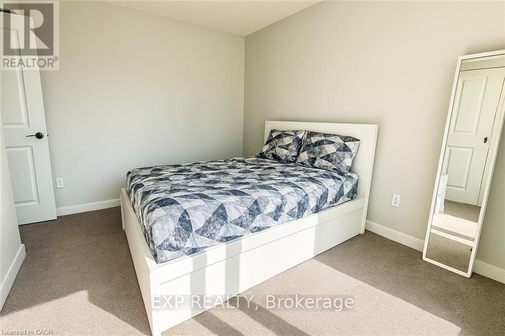 5A - 185 Windale Crescent, Kitchener, ON - Indoor Photo Showing Bedroom