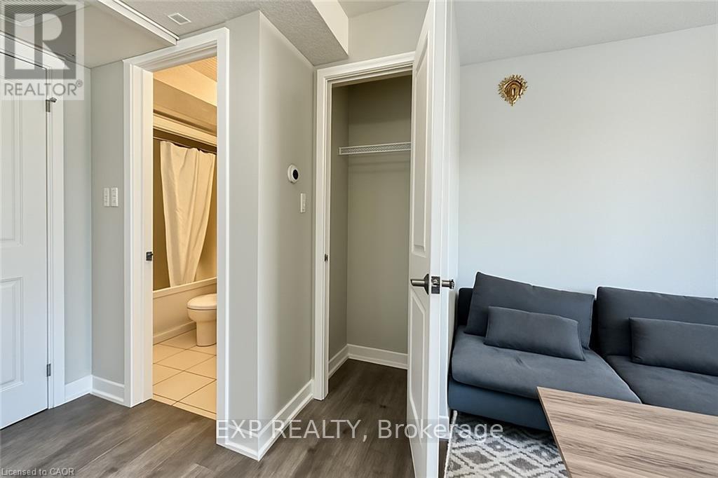 5A - 185 Windale Crescent, Kitchener, ON - Indoor