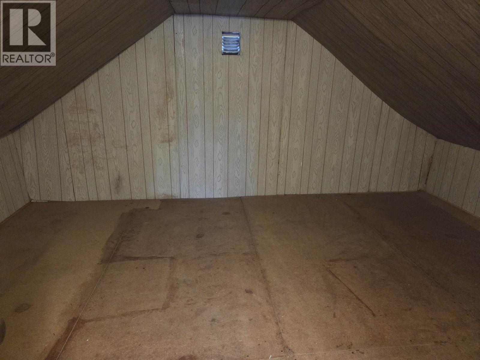 1651 8Th Avenue, Prince George, BC - Indoor Photo Showing Other Room