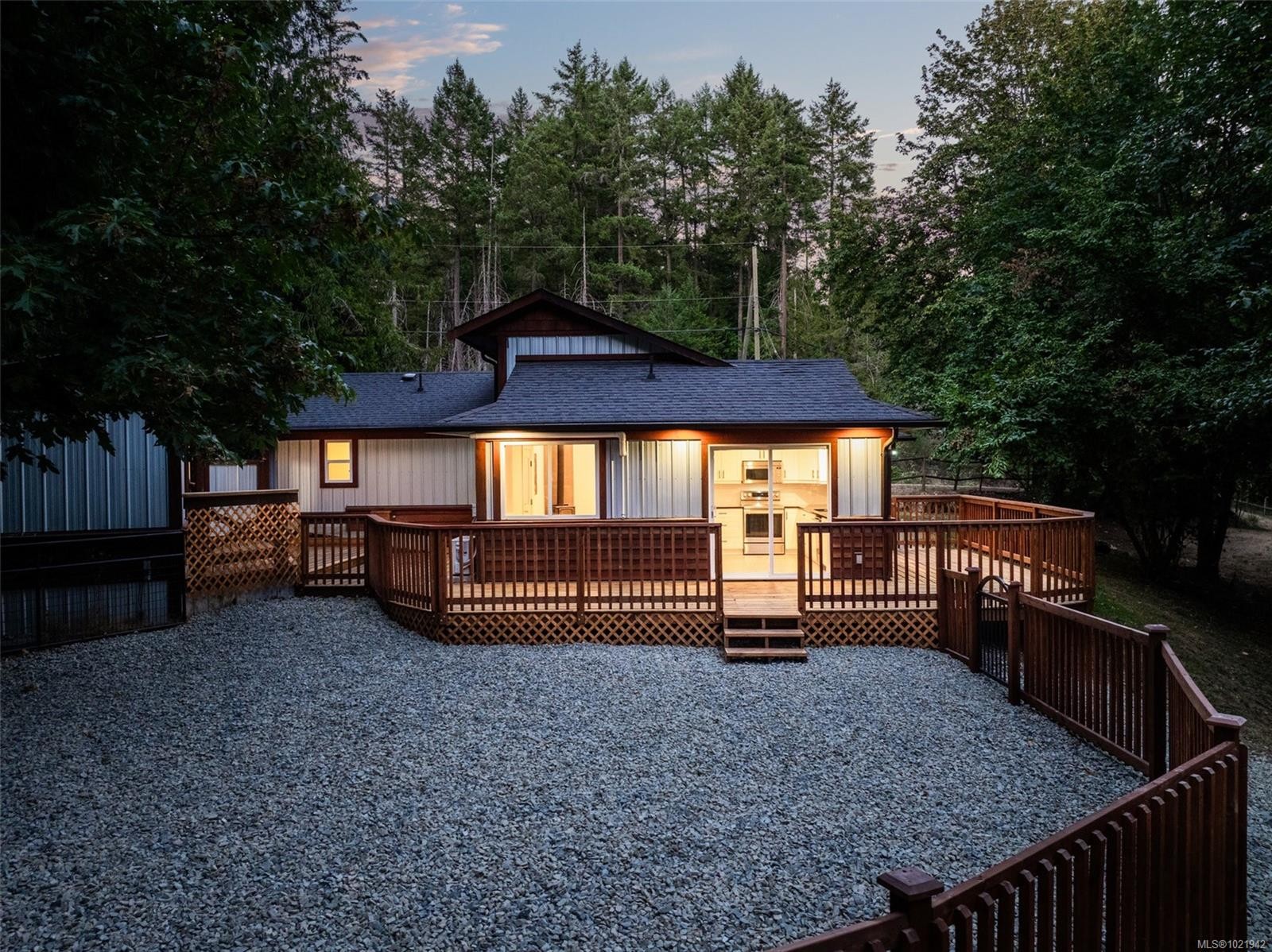 1811 Silver Mine Rd, Shawnigan Lake, BC