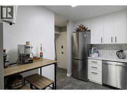 kitchen renovated in 2022 -