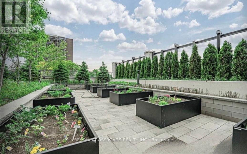 802 - 10 Eva Road, Toronto, ON - Outdoor