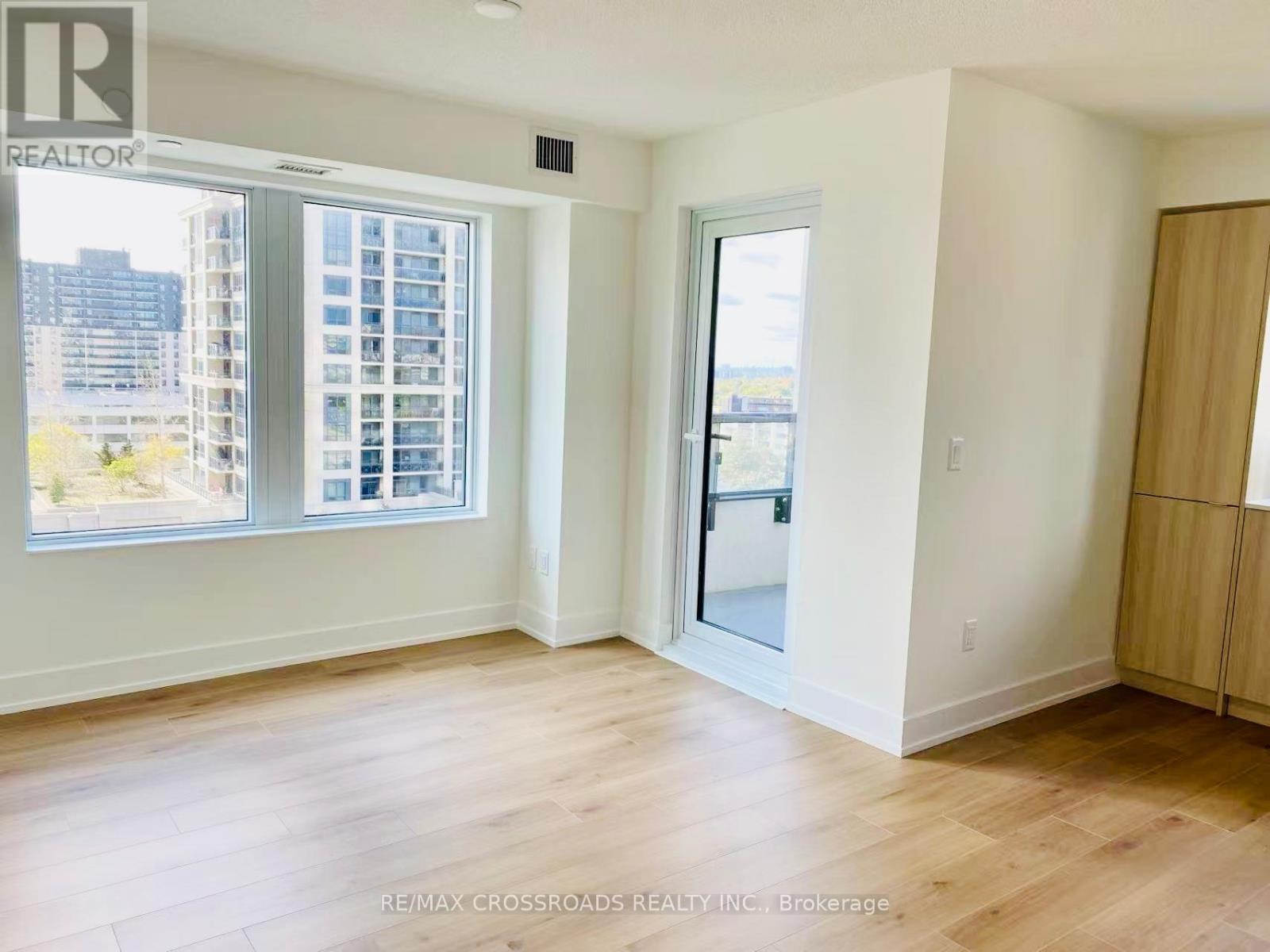 802 - 10 Eva Road, Toronto, ON - Indoor Photo Showing Other Room