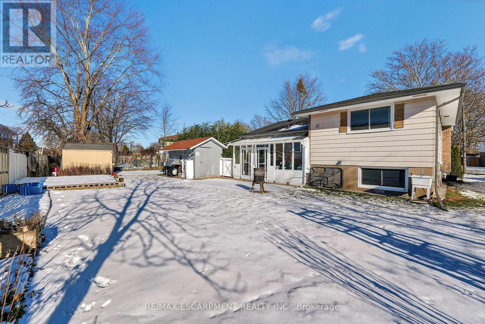 8162 Lynhurst Drive, Niagara Falls, ON - Outdoor