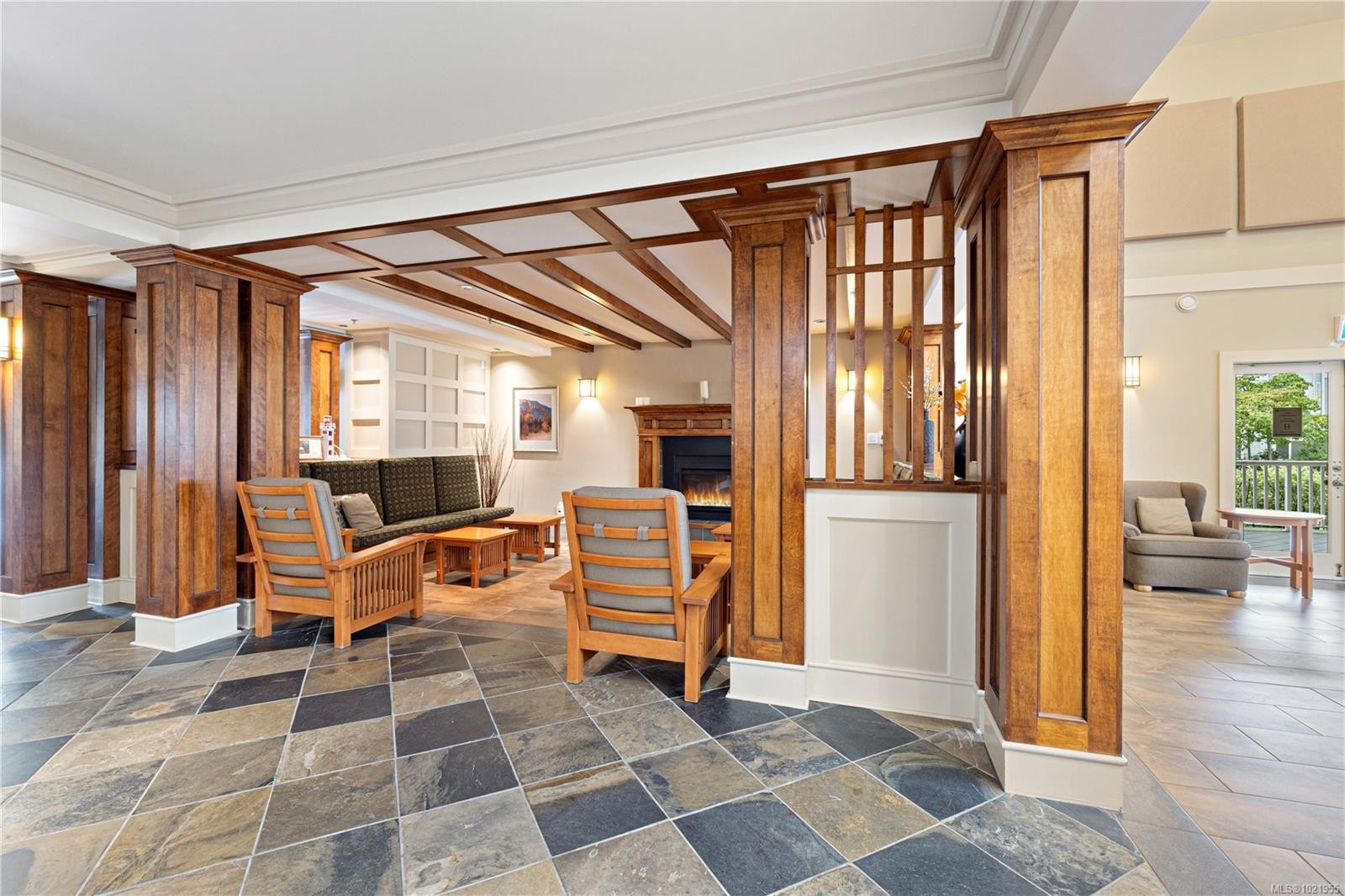 202-5670 Edgewater Lane, Nanaimo, BC - Indoor Photo Showing Other Room