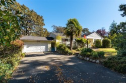 3315 Ripon Rd Oak Bay, BC V8R 6G6