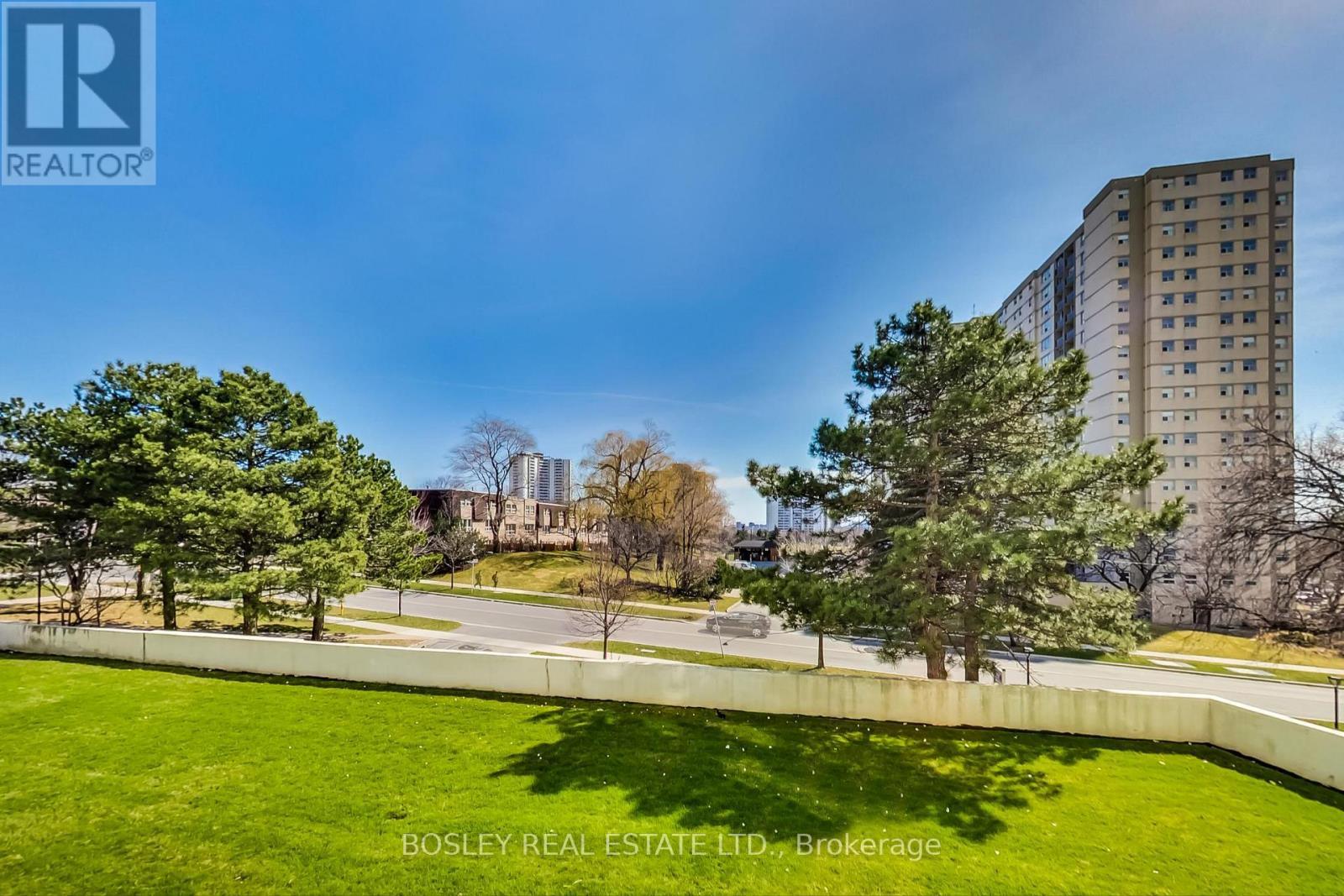 111 - 10 Parkway Forest Drive, Toronto, ON - Outdoor