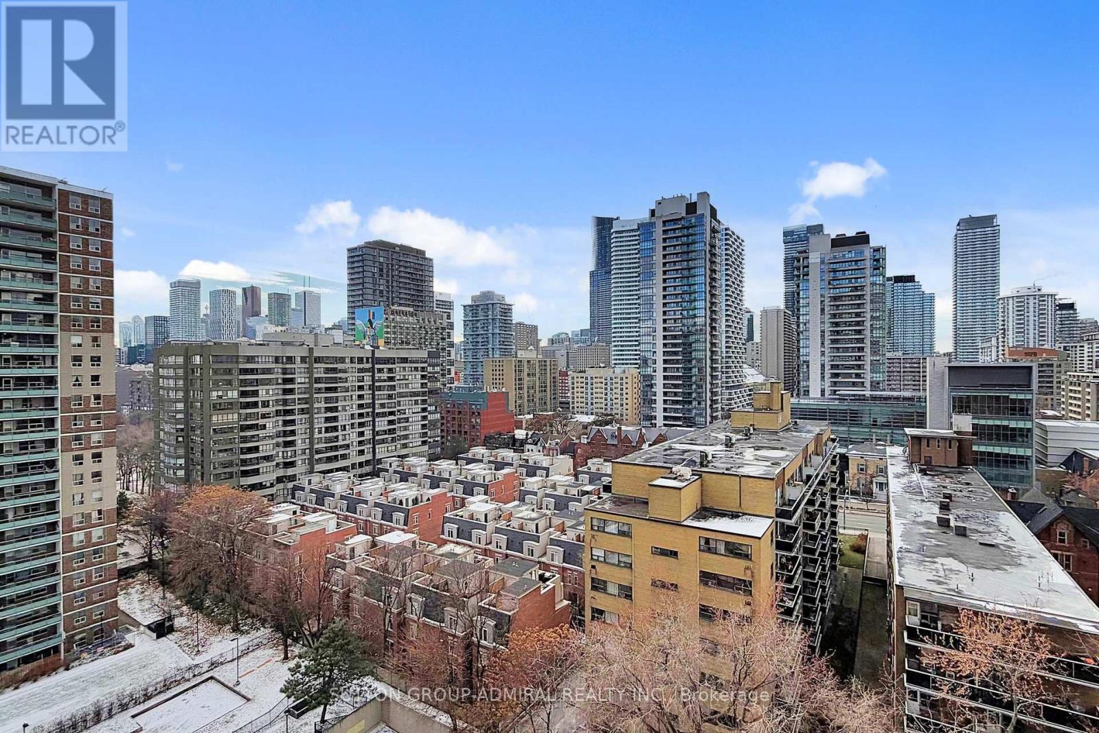1509 - 40 Homewood Avenue, Toronto, ON - Outdoor With Facade