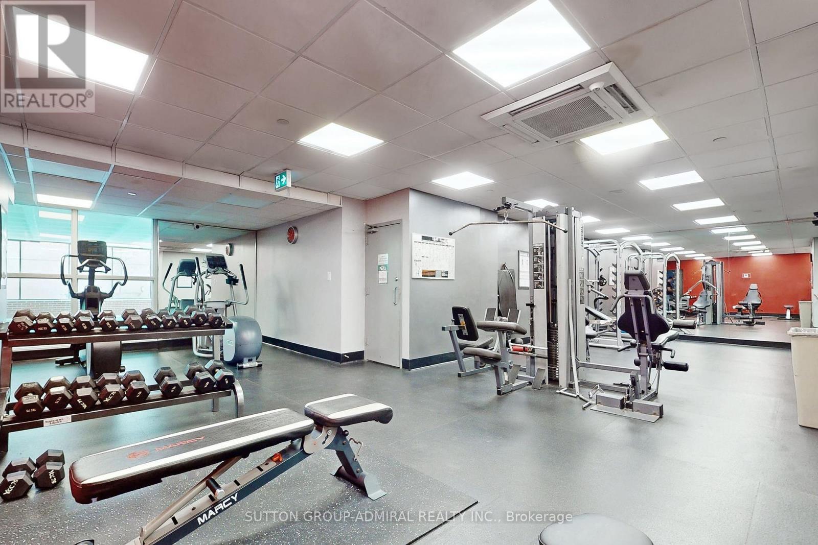 1509 - 40 Homewood Avenue, Toronto, ON - Indoor Photo Showing Gym Room