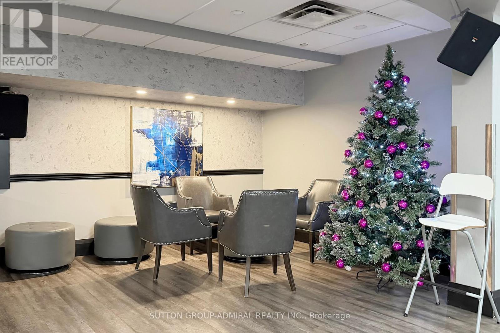 1509 - 40 Homewood Avenue, Toronto, ON - Indoor