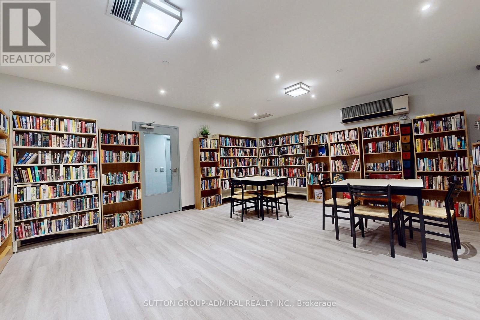 1509 - 40 Homewood Avenue, Toronto, ON - Indoor Photo Showing Other Room