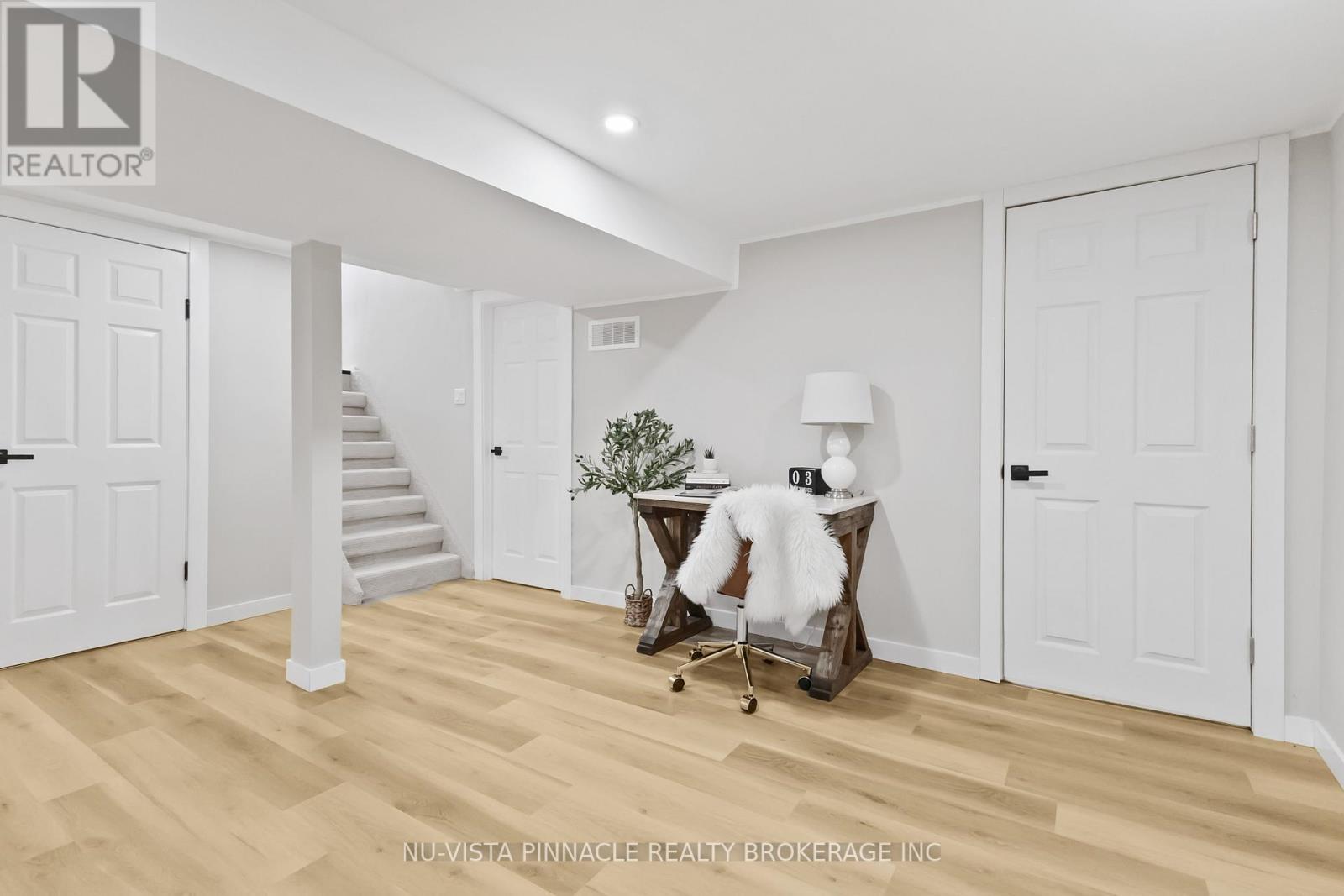 1840 Royal Crescent W, London East (East H), ON - Indoor Photo Showing Other Room