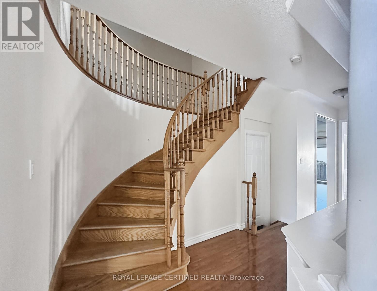 45 Alice Springs Crescent, Brampton, ON - Indoor Photo Showing Other Room