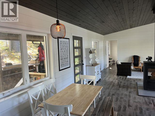 8444 West Sakinaw Lakeshore Way, Pender Harbour, BC -