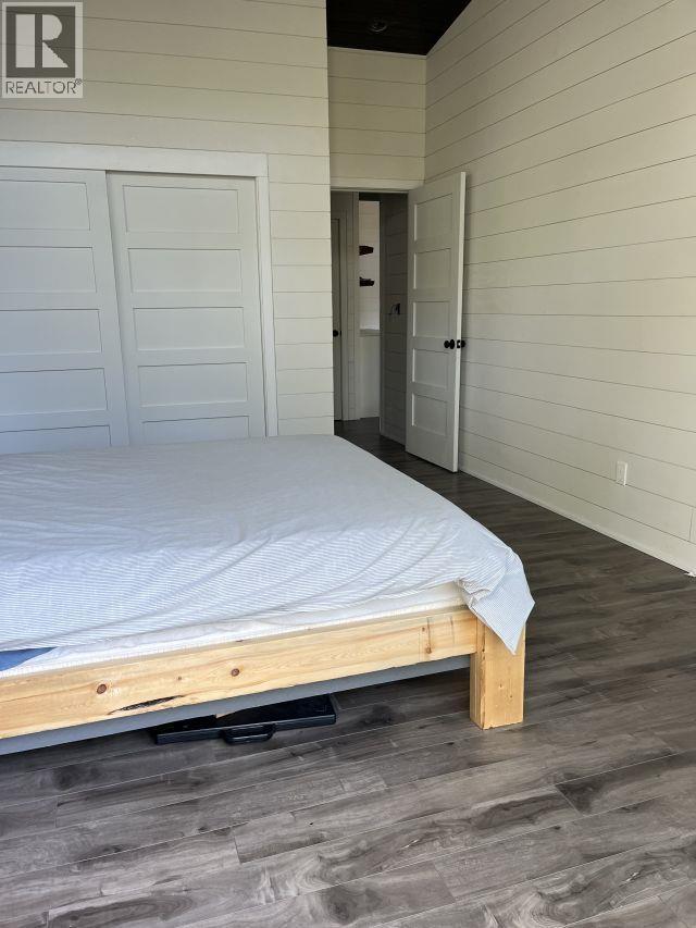 8444 West Sakinaw Lakeshore Way, Pender Harbour, BC - With Exterior