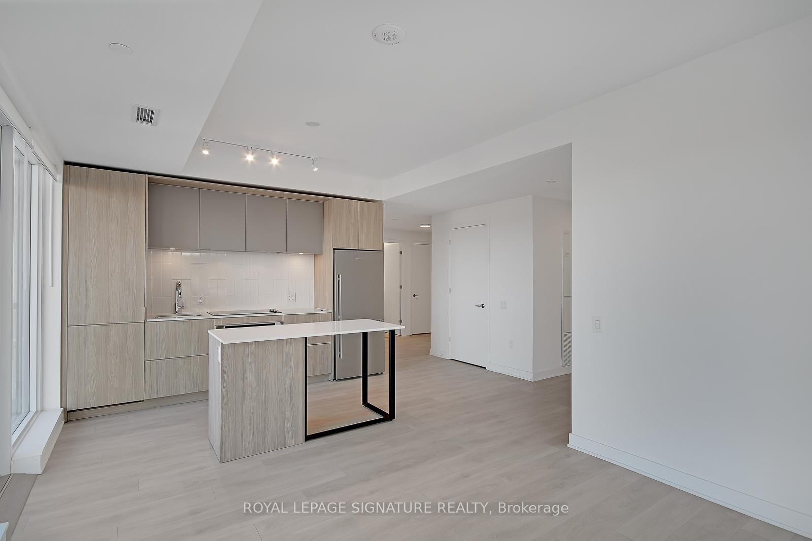 609-130 River Street, Toronto, ON - Indoor Photo Showing Kitchen