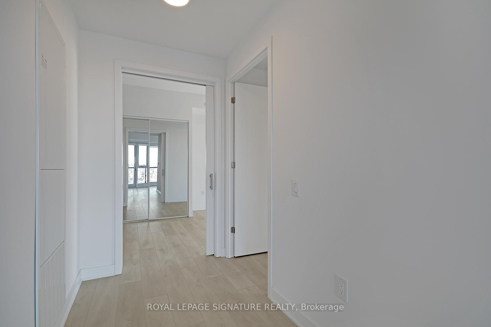 609-130 River Street, Toronto, ON - Indoor Photo Showing Other Room